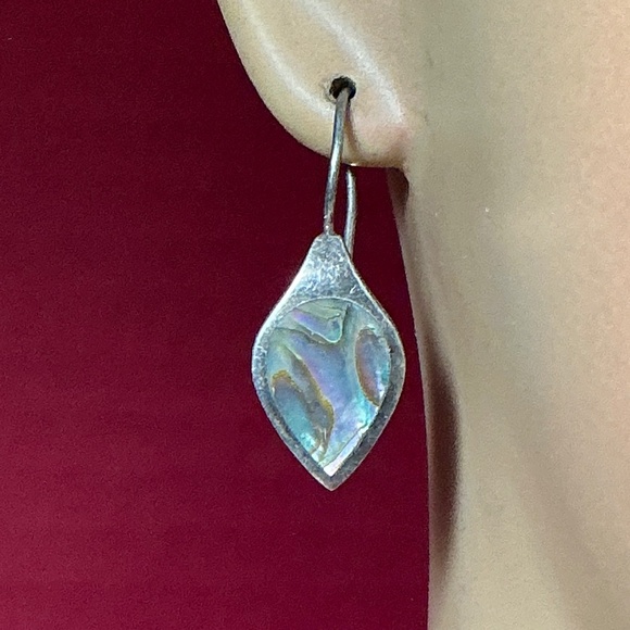 Sterling Silver Abalone Shell Drop Earrings. 1.25 inches long - Picture 1 of 7